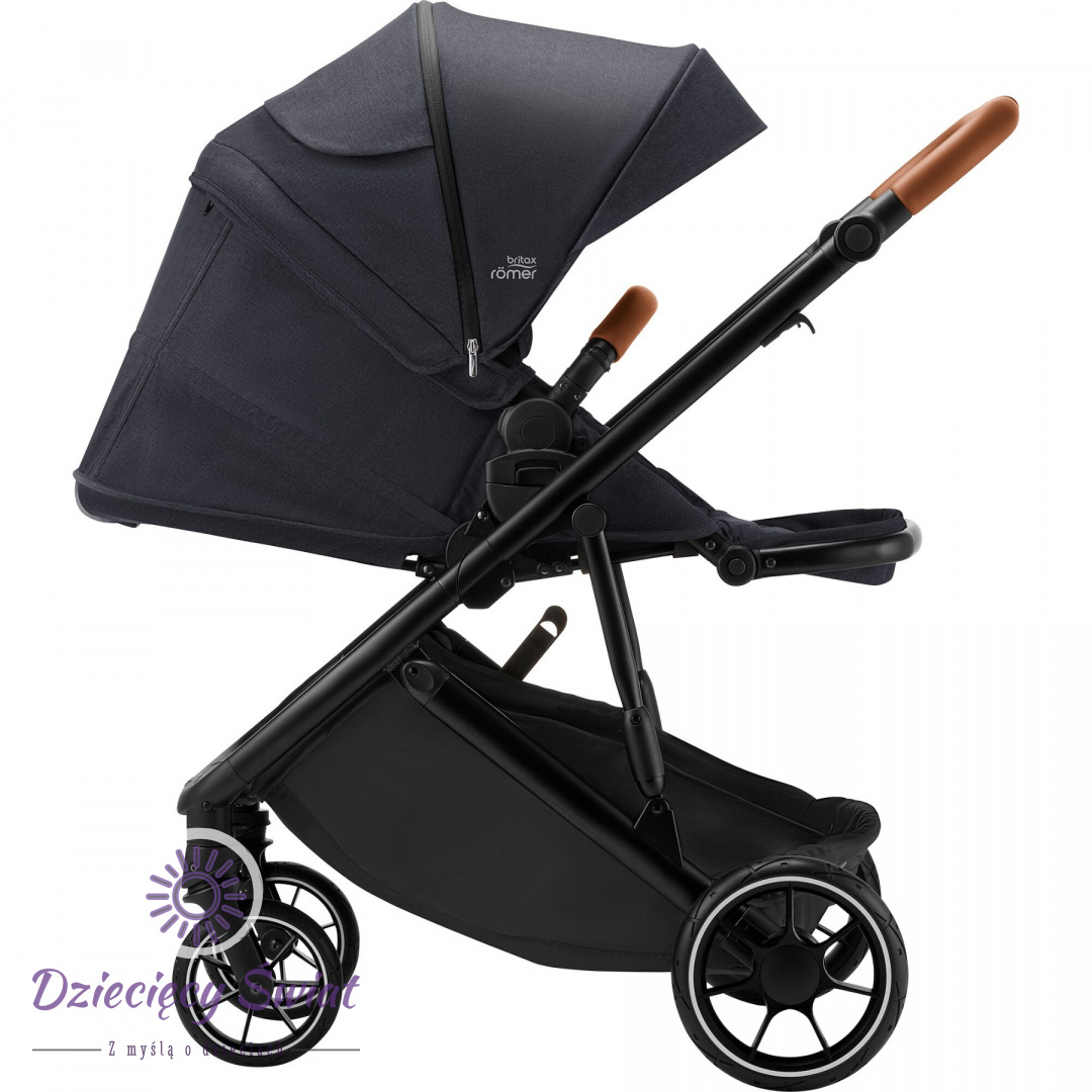 Stinder M Britax Romer Black Shadow lekka spacerówka z dużymi kołami + gondola Stinder M Britax Romer Black Shadow lekka spacerówka z dużymi kołami + gondola