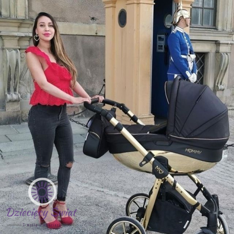 Mommy Glossy Black Gold BabyActive wózek dziecięcy 2w1 z błyszczącą gondolą