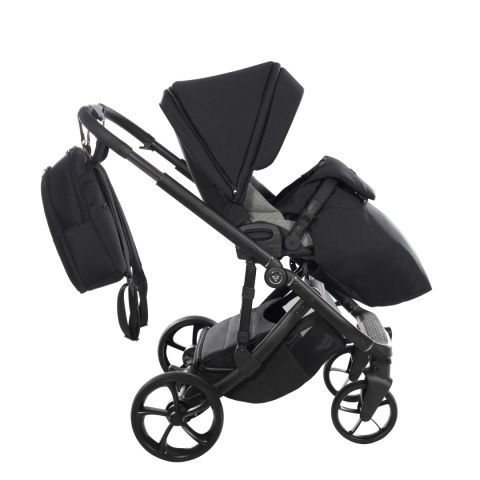 Termo V3 Junama 3w1 kolor Black niepowtarzalny i ekskluzywny wózek dziecięcy