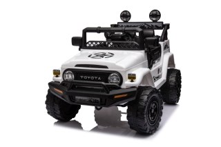 Auto Na Akumulator Toyota FJ Biała 4x4