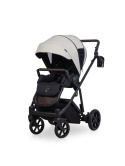 Wózek 2w1 RIKO MILA Sand – Kompaktowy model z lekką gondolą i adapterami