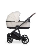 Wózek 2w1 RIKO MILA Sand – Kompaktowy model z lekką gondolą i adapterami