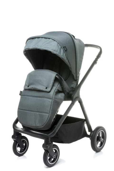 4BABY EVERSO BLACK – wózek spacerowy do 22 kg z przekładanym siedziskiem