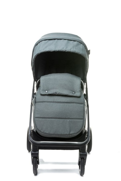 4BABY EVERSO BLACK – wózek spacerowy do 22 kg z przekładanym siedziskiem