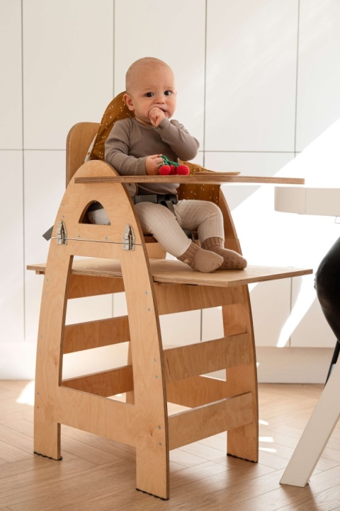 Busy Bees Krzesełko 5w1 – krzesełko do karmienia i kitchen helper