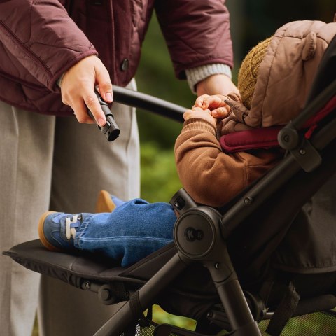 Kinderkraft GRANDE 2 GREY – wózek spacerowy do 22 kg, amortyzacja, duże koła