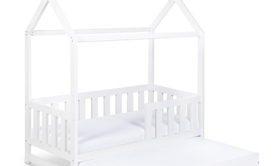 Łóżeczko drewniane domek - wygodny i efektowny mebel do pokoju dziecka
