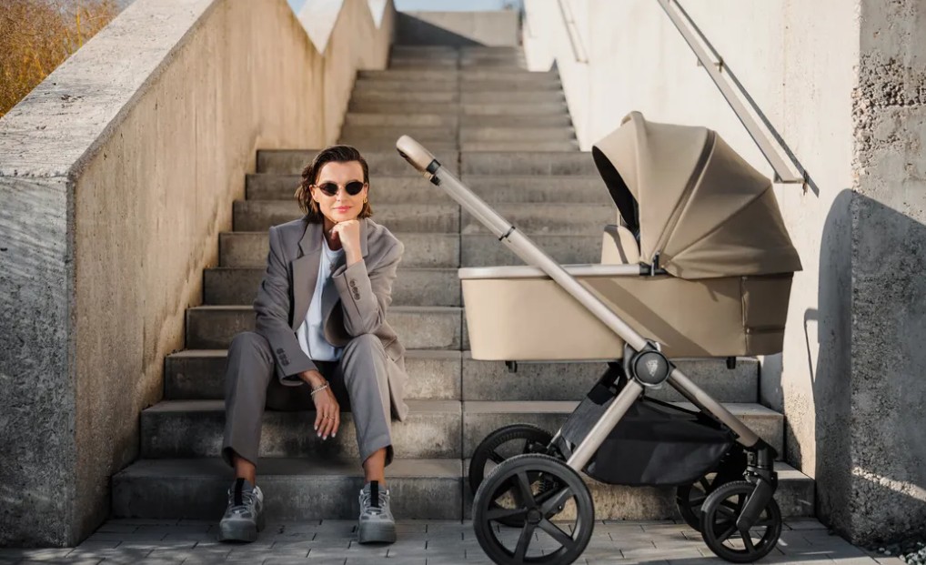 Wózek ze składaną gondolą - przegląd najlepszych modeli od Venicci