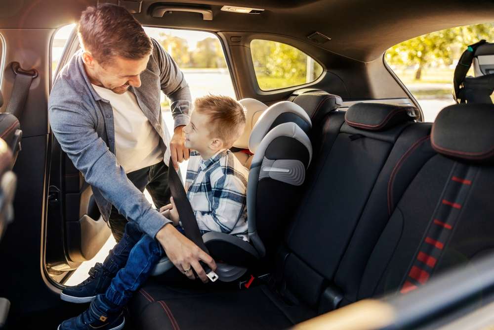Jak wybrać idealny fotelik samochodowy dla Twojego dziecka